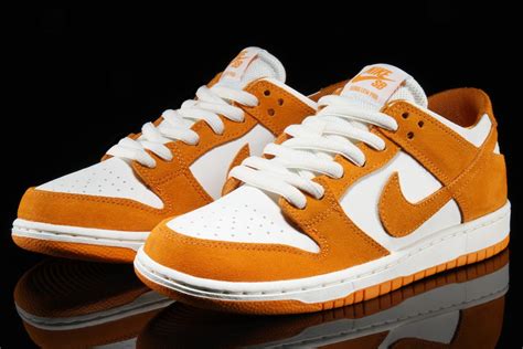 dunkes nike|nike dunks images.